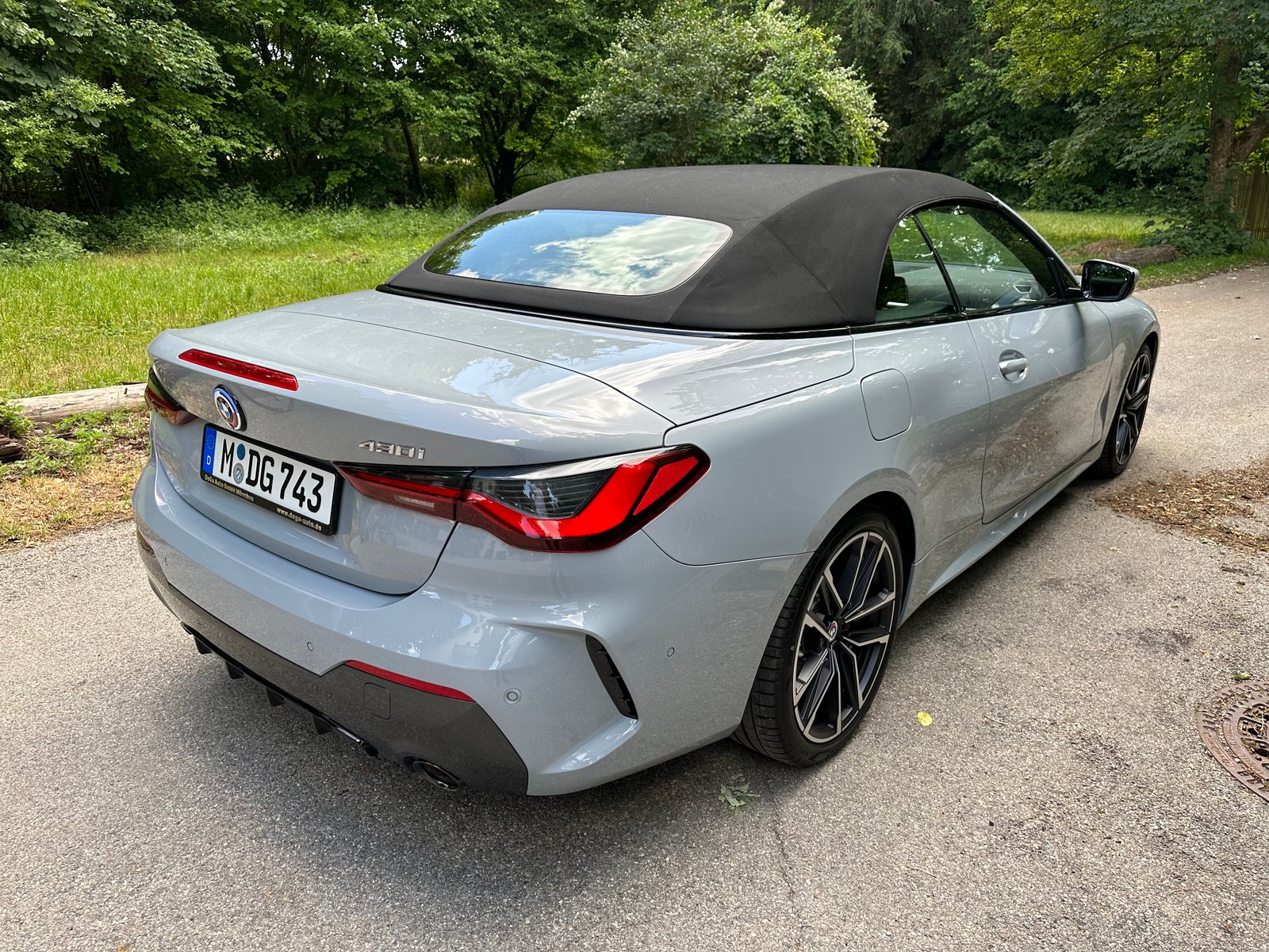 BMW 4 Series Convertible — photo 3